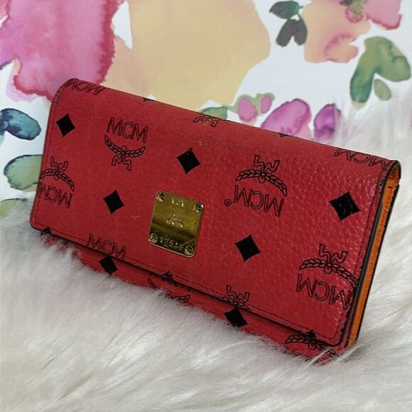 💯Authentic MCM Visetos Trifold Long Wallet🍀 - Picture 7 of 17